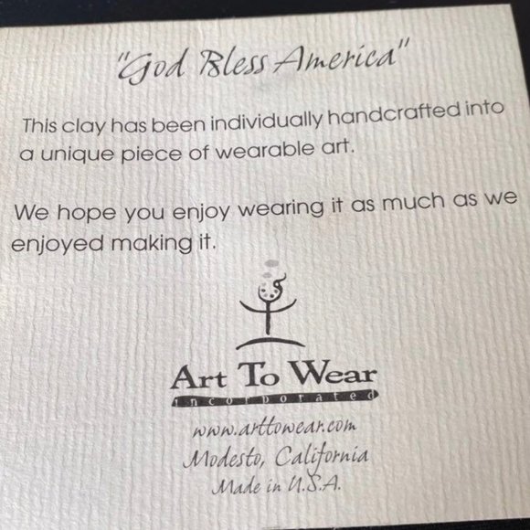 Art To Wear USA Handcrafted Clay Pin Brooch God Bless America Flag Star - Picture 2 of 2